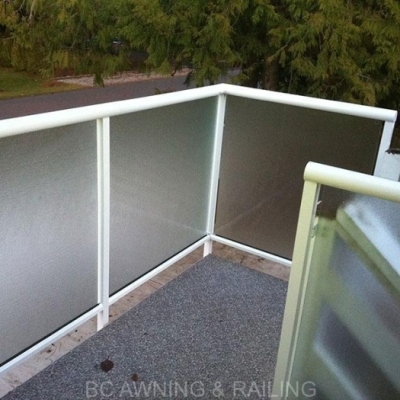 Glass_hand_railing